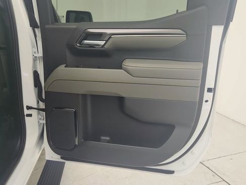 Certified 2025 Chevrolet Silverado 1500 ZR2 w/ Technology Package image 35