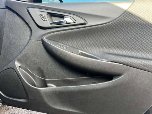 Used 2025 Chevrolet Malibu LT image 38