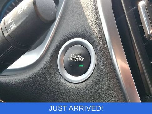 Used 2021 Chevrolet Traverse LS AWD/4WD image 16