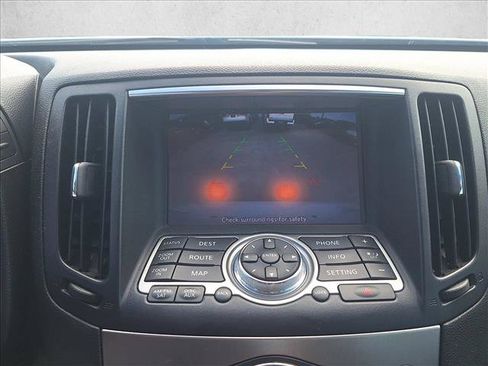 Used 2015 INFINITI Q40 w/ Navigation Package RWD image 13