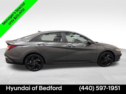 Used 2026 Hyundai Elantra Sport FWD image 4