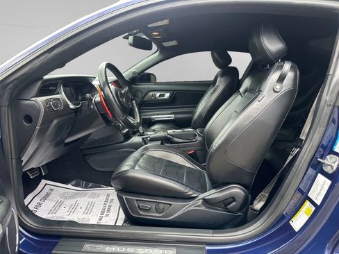 Used 2020 Ford Mustang GT Premium w/ GT Performance Package RWD image 13