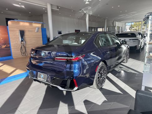 New 2026 BMW 750e xDrive w/ Luxury Rear Seating Package image 4