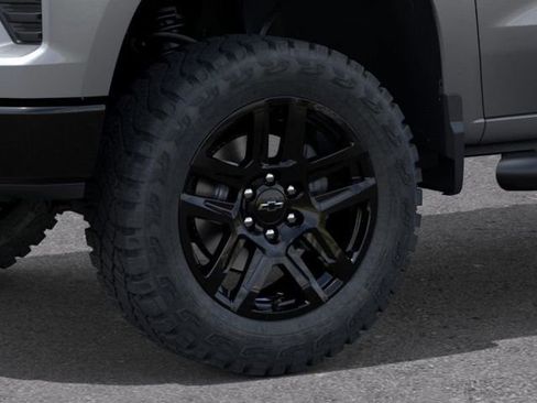 New 2026 Chevrolet Silverado 1500 Custom Trail Boss w/ LPO, Dark Essentials Package image 9