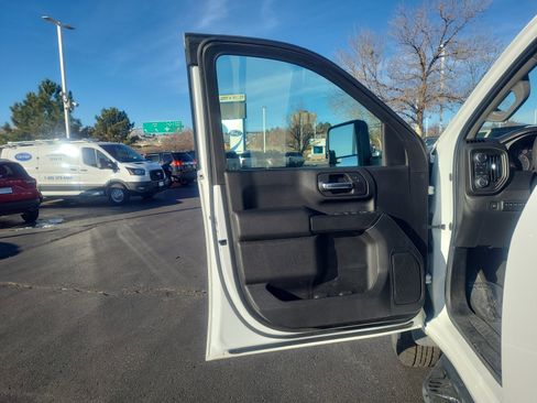 Used 2020 GMC Sierra 3500 4x4 Crew Cab w/ Convenience Package image 11