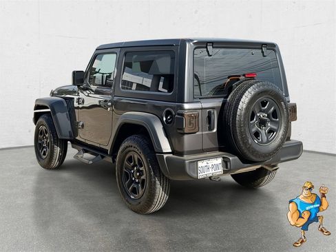 Used 2025 Jeep Wrangler Sport image 7