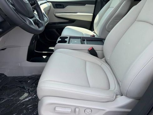 New 2026 Honda Odyssey EX-L image 10