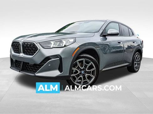 Used 2025 BMW X2 xDrive28i AWD/4WD image 1