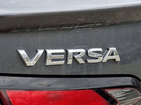 New 2025 Nissan Versa SR FWD image 12