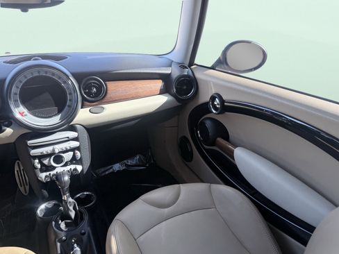 Used 2010 MINI Cooper S w/ Premium Pkg image 34