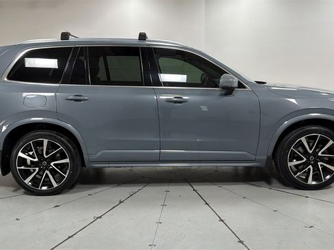 Used 2020 Volvo XC90 T6 Momentum w/ Protection Package Premier image 6