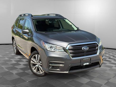 Used 2022 Subaru Ascent Limited w/ Technology Package AWD/4WD image 5