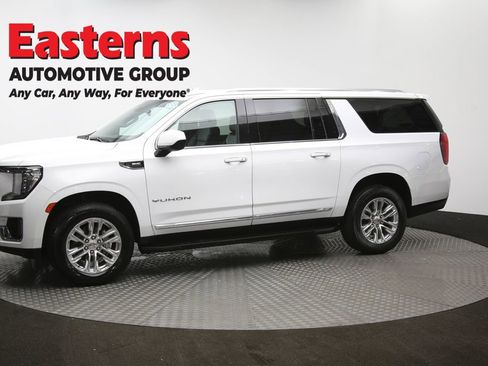 Used 2024 GMC Yukon XL SLT image 62