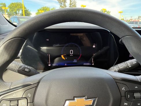 Used 2025 Chevrolet TrailBlazer LT image 39