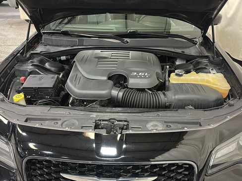 Used 2017 Chrysler 300 S w/ 300S Premium Group AWD/4WD image 14