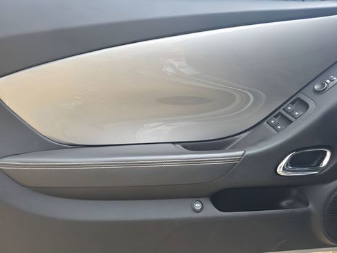 Used 2011 Chevrolet Camaro SS image 17