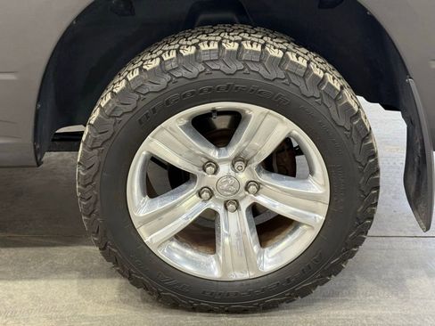 Used 2017 RAM 1500 Sport w/ Sport Premium Group image 40