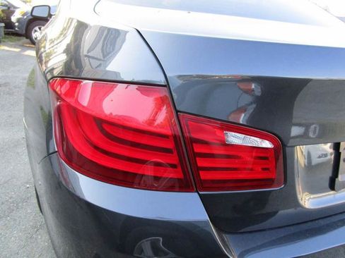 Used 2011 BMW 528i Sedan image 13