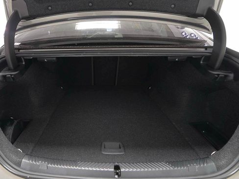 Used 2026 BMW i5 eDrive40 w/ Premium Package RWD image 12