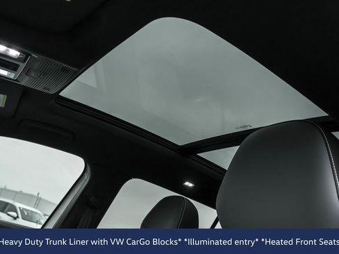 New 2026 Volkswagen Tiguan SE R-Line image 9