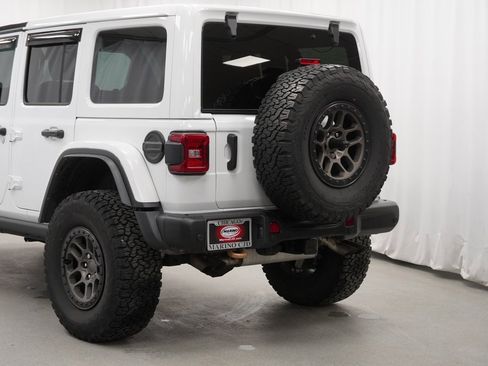 Certified 2021 Jeep Wrangler Unlimited Rubicon w/ Xtreme Recon 35" Tire Package image 14