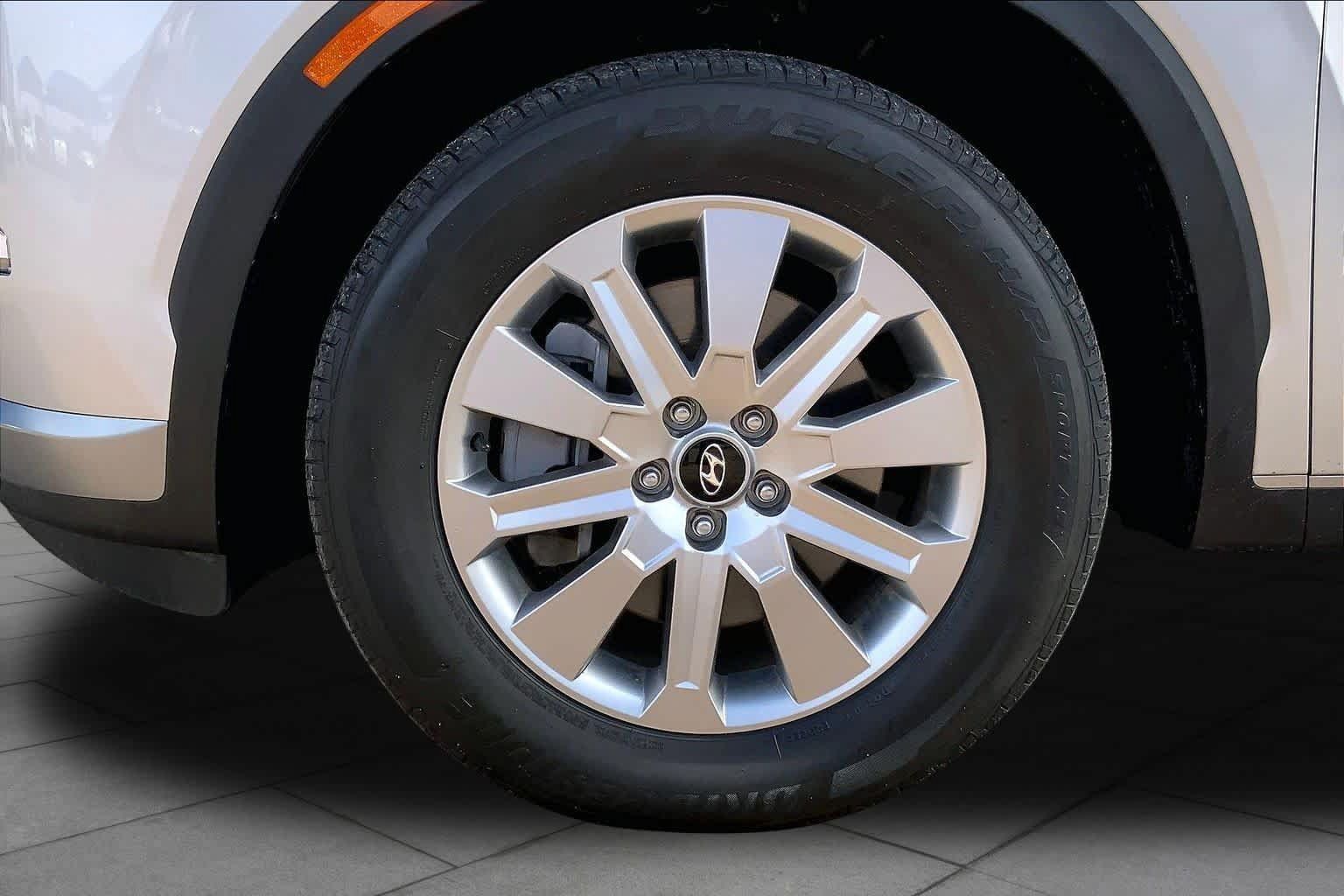 Used 2024 Hyundai Palisade SEL FWD image 10