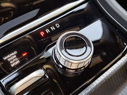 New 2026 Jeep Grand Cherokee Altitude AWD/4WD image 21