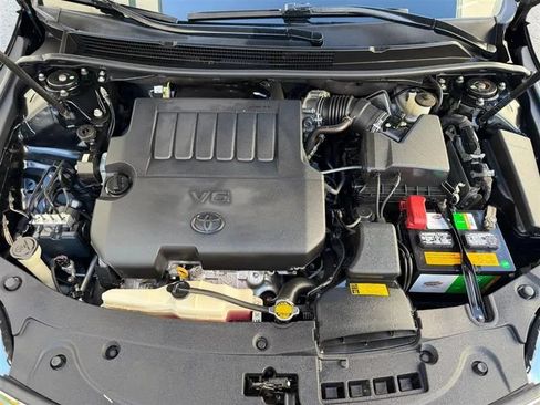 Used 2013 Toyota Avalon XLE Premium FWD image 31