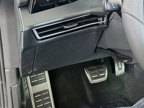 New 2025 Volkswagen GTI Autobahn image 10