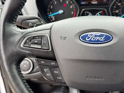 Used 2018 Ford Escape SE w/ SE Sport Appearance Package AWD/4WD image 20