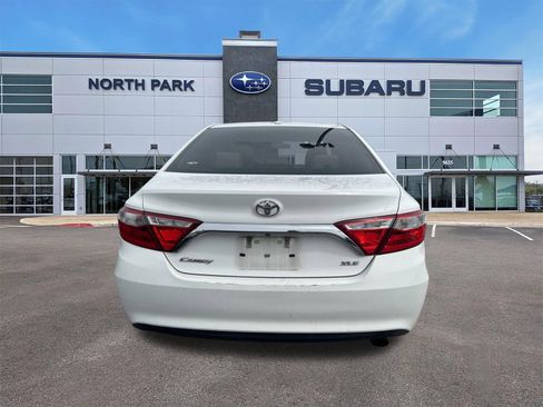 Used 2016 Toyota Camry XLE FWD image 4