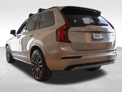 New 2026 Volvo XC90 B6 Ultra w/ Lounge Package