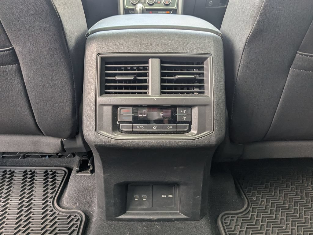 Used 2023 Volkswagen Atlas SE FWD image 16