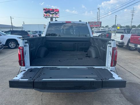 Used 2025 Ford F150 Lariat w/ Equipment Group 502A High AWD/4WD image 6