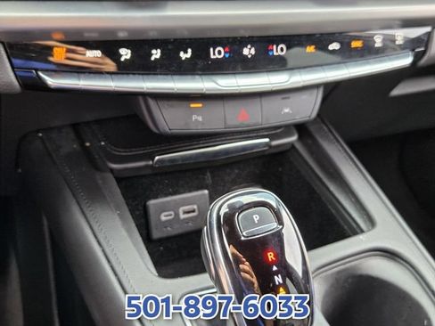 Used 2024 Cadillac XT4 Premium Luxury FWD image 19