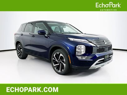 Used 2023 Mitsubishi Outlander SE