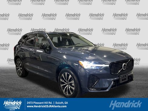 Used 2025 Volvo XC60 B5 Plus image 1