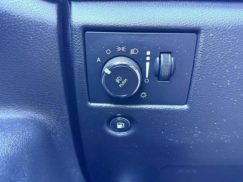 Used 2020 Jeep Grand Cherokee Altitude image 31