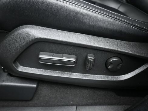 Used 2023 Honda Pilot EX-L image 12