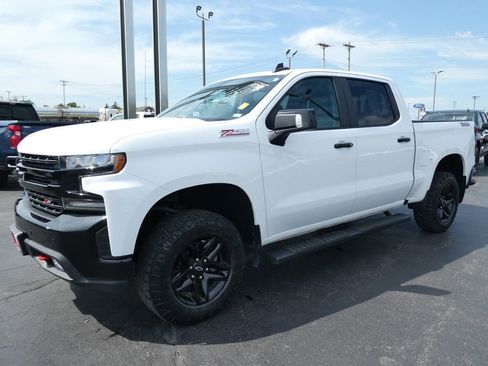 Certified 2020 Chevrolet Silverado 1500 LT Trail Boss AWD/4WD image 9