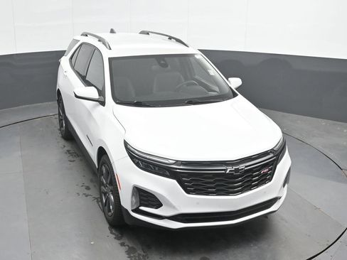 Used 2024 Chevrolet Equinox RS FWD image 33