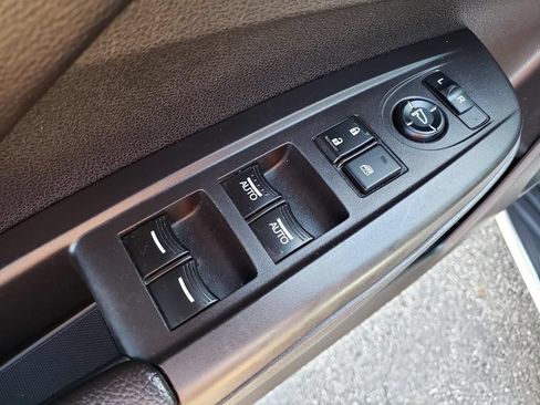 Used 2017 Acura RDX AWD w/ Advance Package image 19