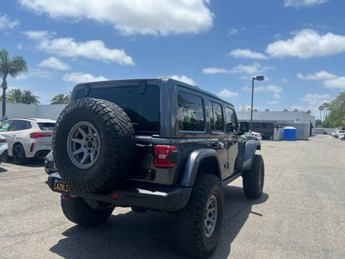 Used 2021 Jeep Wrangler Unlimited Rubicon AWD/4WD image 5