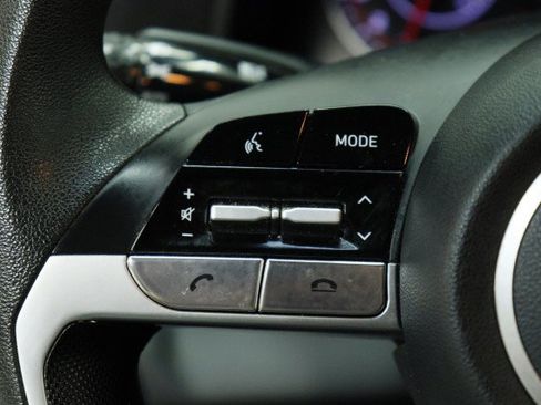 Used 2023 Hyundai Elantra SEL FWD image 10