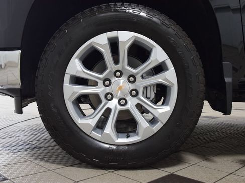 Used 2026 Chevrolet Silverado 1500 LTZ w/ LTZ Premium Package AWD/4WD image 24