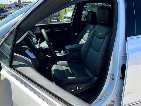 New 2025 Cadillac XT5 Premium Luxury w/ Technology Package image 20