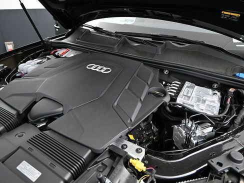New 2026 Audi Q7 3.0T Premium AWD/4WD image 22