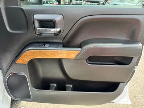 Used 2018 Chevrolet Silverado 3500 LTZ image 16