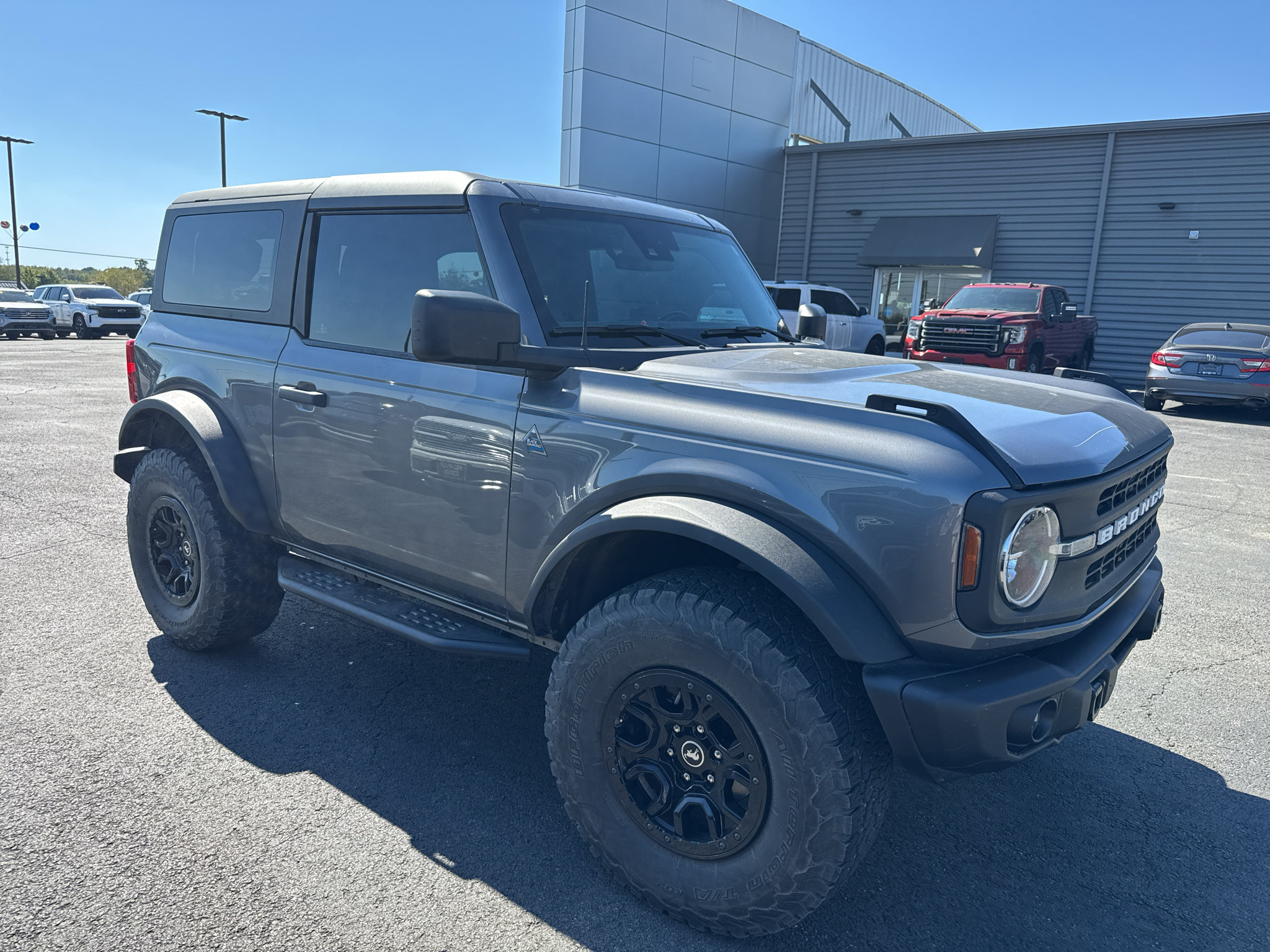 Used 2022 Ford Bronco Black Diamond w/ Sasquatch Package AWD/4WD image 4