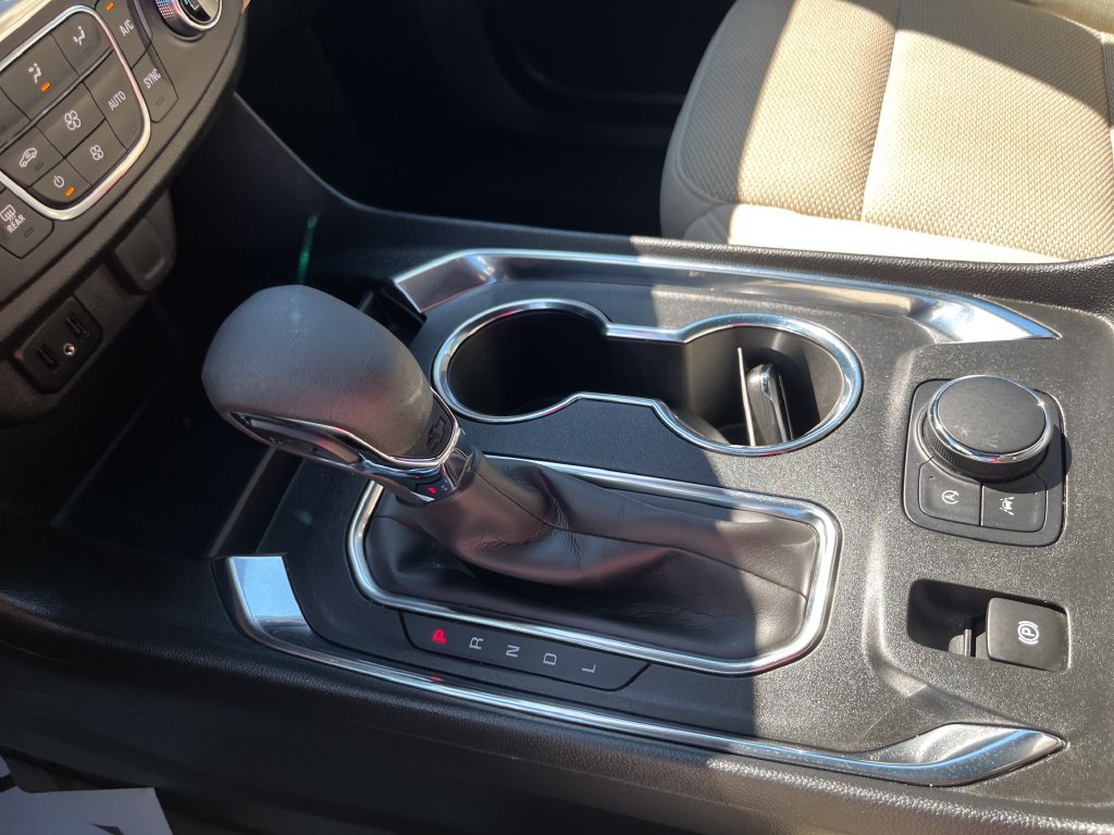 Used 2023 Chevrolet Traverse LS w/ Safety Package FWD image 20